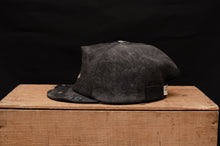 Load image into Gallery viewer, B TRUCKER CAP IV
