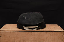 Load image into Gallery viewer, B TRUCKER V
